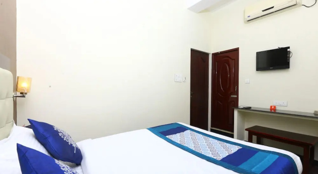 OYO 10675 Prakasam Residency, Забронировать Отель Отели штата Тамилнада с завтраком, Завтраки