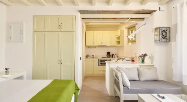 Студия Classic Crossroads Inn Traditional Lodging