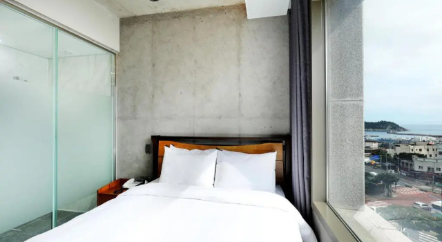 Номер Standard Cornerstone Hotel