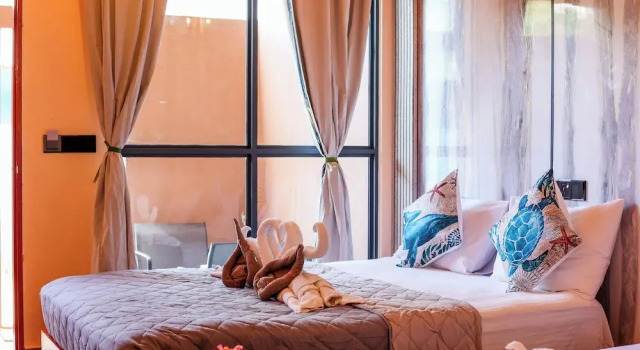 Ari Stay Thoddoo, Rezervovat Penzión Hotely v Thoddoo s parkováním, Parkování