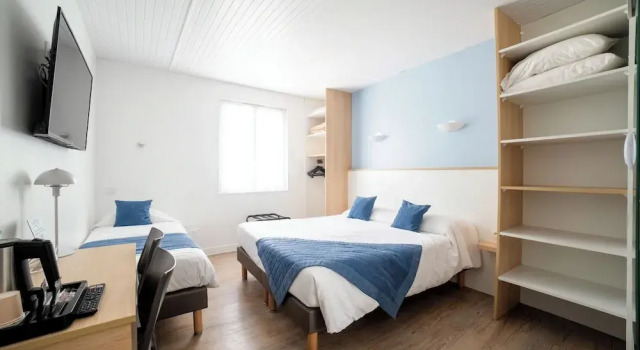 Трёхместный номер Standard Hotel Les Dunes