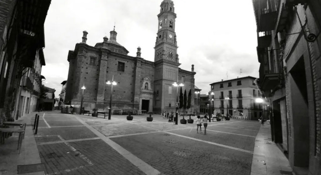 Apartamento Palacio de los Toledo, Book Lejlighed Hoteller i La Ribera Navarra med parkering, Parkering