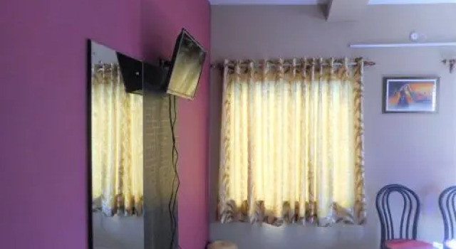 Hotel Utsav Plaza, Prenota Hotel Calcutta 