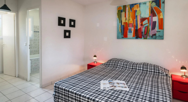 Holiday Home Eden Parc, Book Feriehus Hoteller i Lacanau-Ocean med pool, Swimmingpool