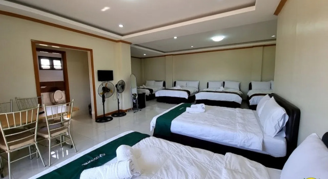 Семейный номер Standard с видом на сад Kawayan Kiling Resort by Cocotel