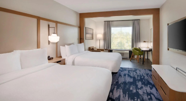 Четырёхместный номер Standard Fairfield Inn & Suites by Marriott Columbia Downtown