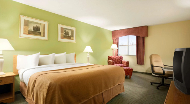 Travelodge by Wyndham Sturgis, Prenota Hotel Sturgis Michigan