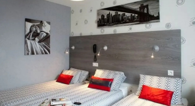 Standard Triple room Hôtel Mac Bed