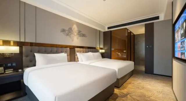 Семейный люкс The GiorgioMorandi Hotels (Linyi Jinqueshan Wanda)