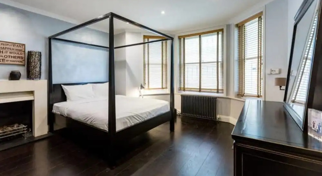 Spacious 4 Bedroom Family Home near Notting Hill
