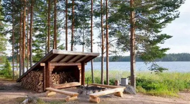 Lomakeskus Tommolansalmi, Забронировать Отель Мянтюхарью 
