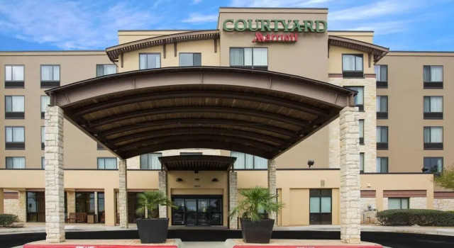 Courtyard Austin Airport, Buchen Sie Hotel Hotels in Greater Austin mit Pool, Schwimmbad