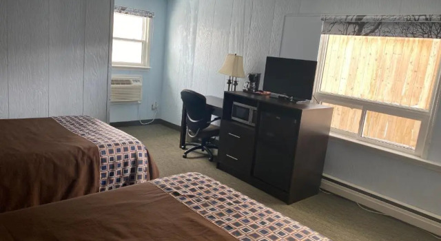 Четырёхместный номер Standard All Seasons Motel