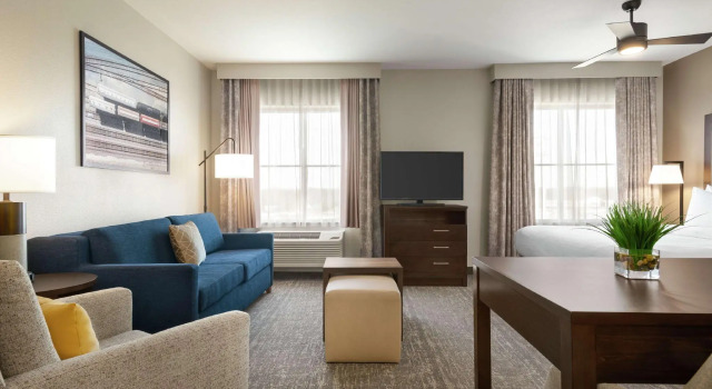 Двухместный люкс Homewood Suites Fort Wayne