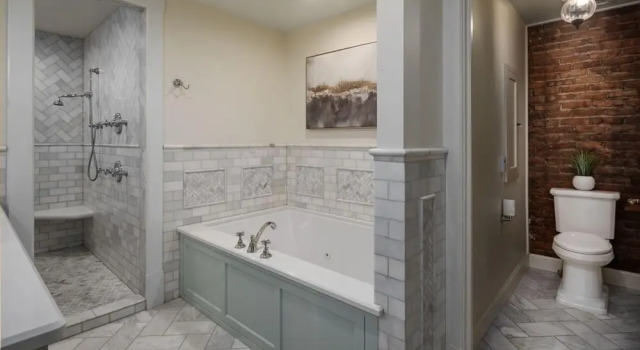 Люкс Royal The New Victorian Mansion Bed & Breakfast