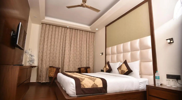Hotel SK Grand