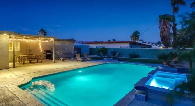 Коттедж Relax at the 3BR Tranquil Oasis in Palm Springs