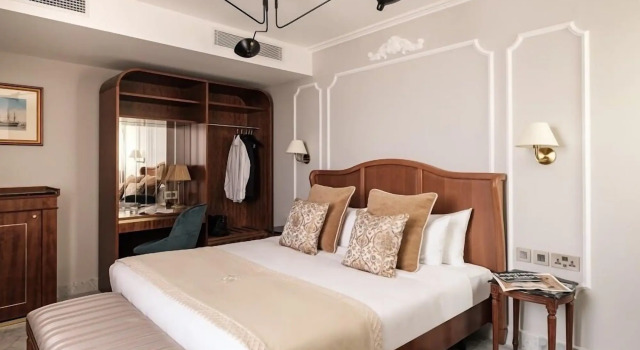 The Gomerino Hotel, Đặt Khách sạn Va-lờ-ta Malta
