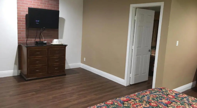 Люкс с 2 комнатами The Atlas Inn & Suites LAX