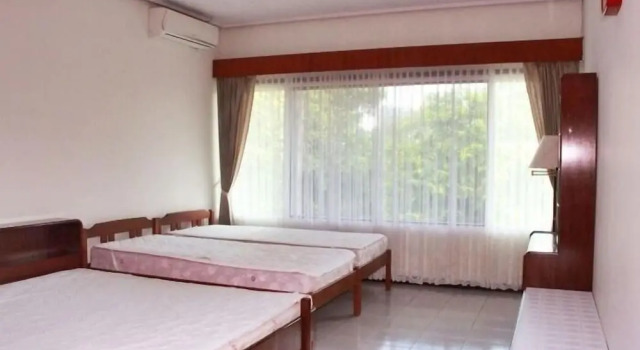 De Dago Pakar Villa by HouseinBandung