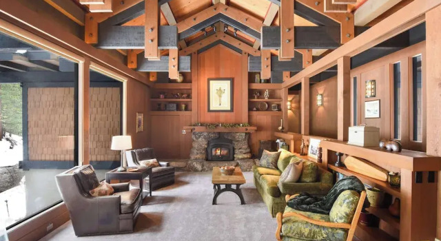 Joy on the River Stunning Waterfront Home for 10, Забронировать Дом для отпуска Олимпик-Вэлли Скво-Вэлли