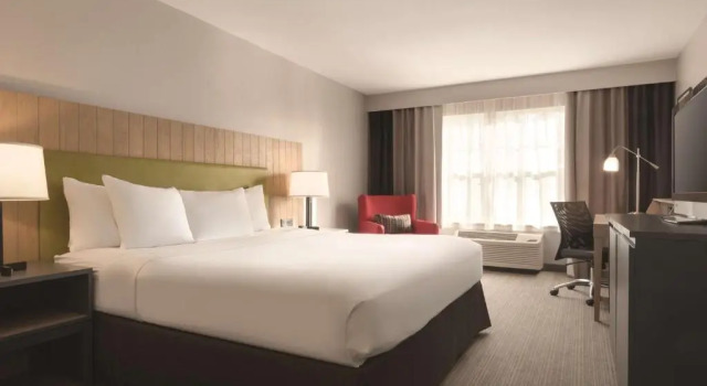 Номер Standard Country Inn & Suites by Radisson, Germantown, WI