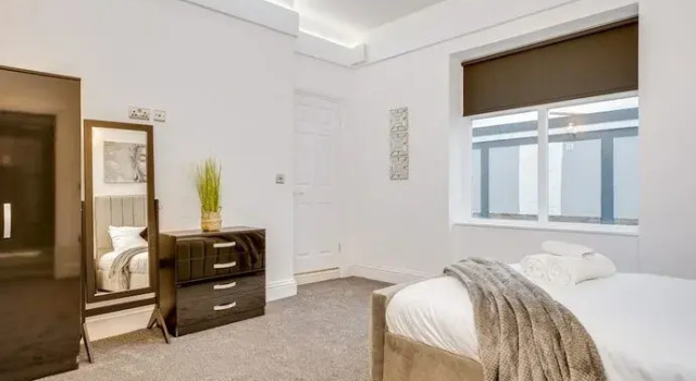 Wakefield Town House Apartments, Забронировать Апартаменты/квартира Уэйкфилд Западный Йоркшир, рядом с Часовня Пресвятой Девы Марии