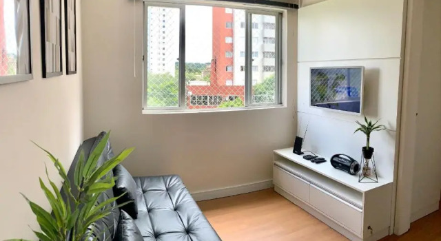 205- Apartamento 1 quarto suite, Encantador, amplo e decorado, mobiliario moderno, cozinha completa com utensílios , Excelente vista da cidade e localização privelegiada no bairro Bigorrilho ,, Забронировать Апартаменты/квартира Куритиба Парана, рядом с Парк Баригуи