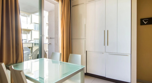 Modern Apartment on Rimini Adriatic Coast With Swimming Pool, Забронировать Апартаменты/квартира Торре Педрера Римини