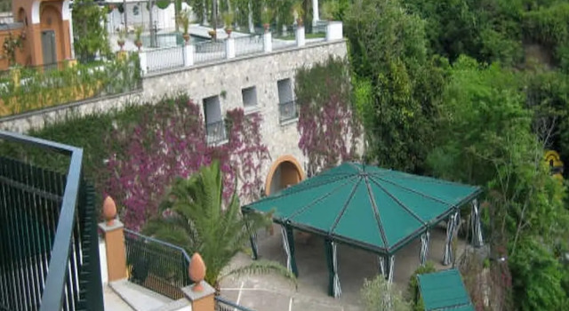 Семейный номер Standard с балконом и с видом на сад Hotel dei Congressi