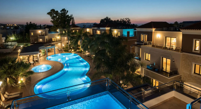 Апартаменты Okeanis Golden Resort