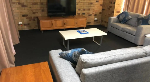 Апартаменты Bribie Waterways Motel