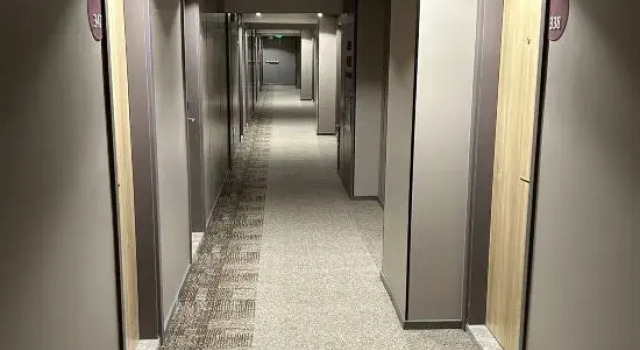 Homeinn · neo (Wuxi Binhu Wanda Plaza Helekou Subway Station), Prenota Hotel Hotel a Jiangsu con parcheggio, Parcheggio