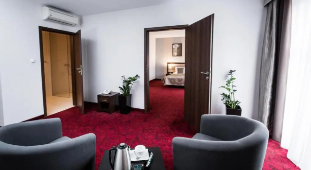 Апартаменты Hotel Focus Centrum Konferencyjne