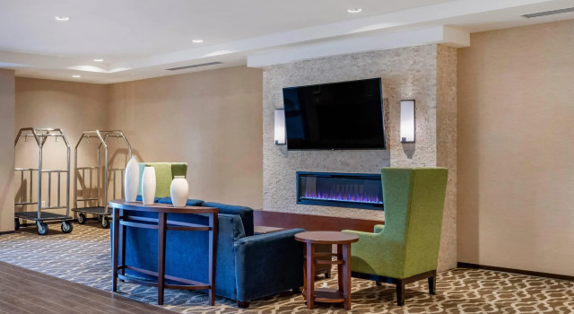 Comfort Inn & Suites, Prenota Hotel Clarkston Michigan