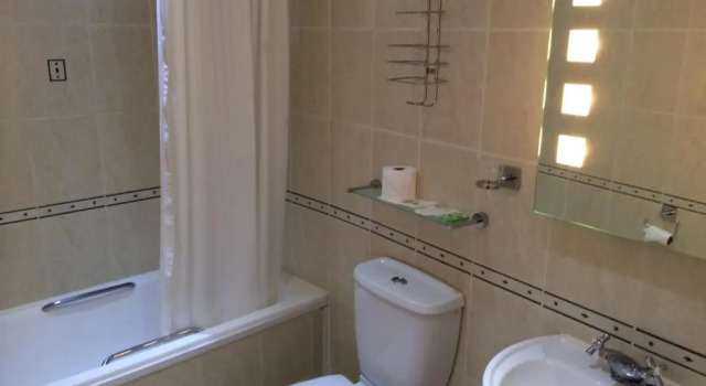 Семейный номер Standard Tiffanys Hotel