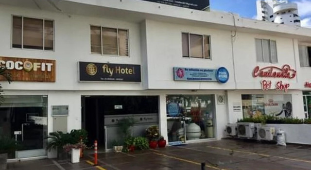 Fly Hotel, Забронировать Отель Отели Картахены с бассейном, рядом с Consulate of Panama, Бассейн