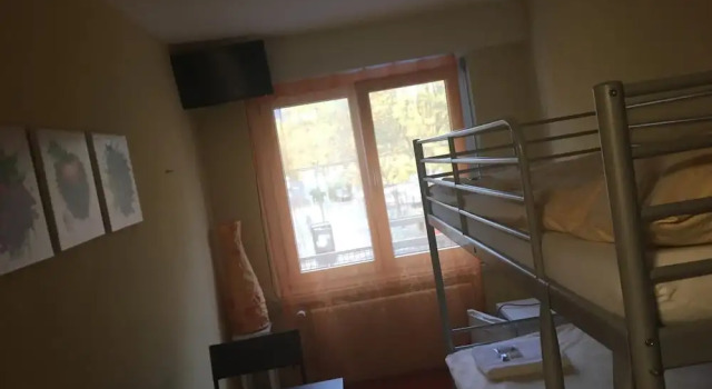 Hotel & Backpackers Zak, Забронировать Отель Нойхаузен-ам-Райнфалль Шаффхаузен