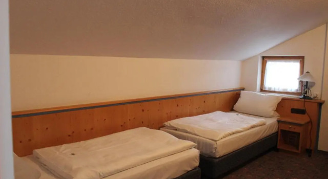 Четырёхместный номер Standard с балконом Alpenhotel Widderstein