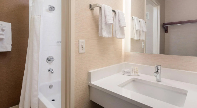 Четырёхместный номер Standard Fairfield Inn by Marriott Loveland Fort Collins