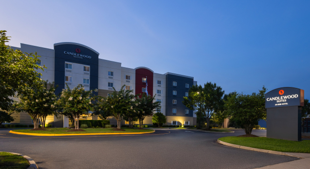 Candlewood Suites Norfolk Airport, Boek Hotel Norfolk Virginia
