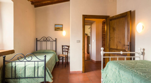 Welcoming Mansion with Swimming Pool inTuscany