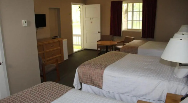 Семейный номер Standard Colonial Resort-1000 Islands