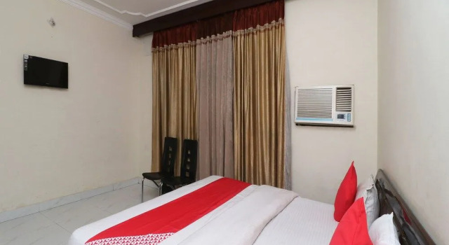 Oyo 29762 Hotel Meridian