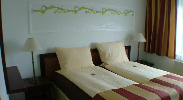 Hotel garni Pension Zur Lutherstadt, Prenota Hotel Hotel a Garz con parcheggio, Parcheggio