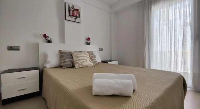 MIRADOR Poniente beach apartments, Забронировать Апартаменты/квартира  