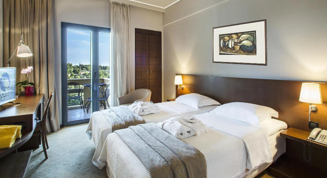 Двухместный номер Standard Dekelia Hotel