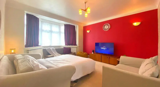 Bright and Spacious 4 Bedroom Home, Réserver Hôtel Londres Grand Londres