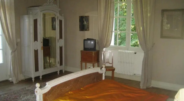 Chateau La Roussille, Book Hotel Pradines Lot Valley