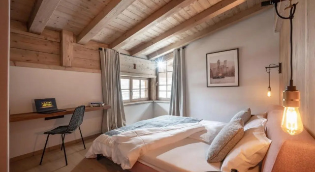 Chalet Ellmau, Rezerwuj Chalet Hotele w Tyrol z parkingiem, Parking